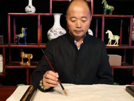 黑龙江、齐齐哈尔【宫锦龙】拨筋，正骨，排风，排寒，排湿。美容
