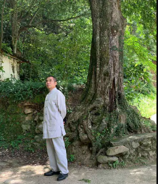 江西、萍乡【黄重发】重哞拍打疗法